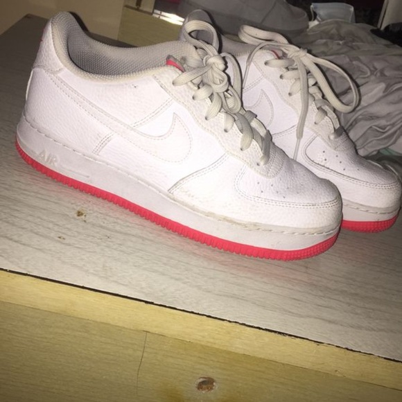 nike air forces 1s - Picture 2 of 2